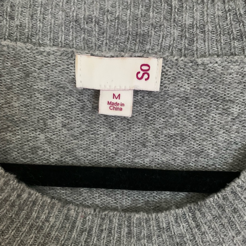 Color Block Sweater - Picture 2 of 3